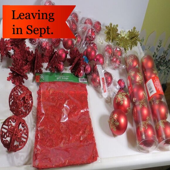 Red and Gold Christmas Ornament collection - Picture 2 of 14